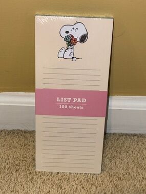Snoopy Floral List Pad